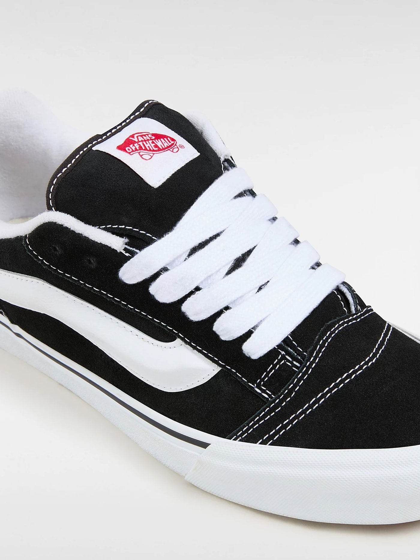 Knu Skool Black/True White Shoes